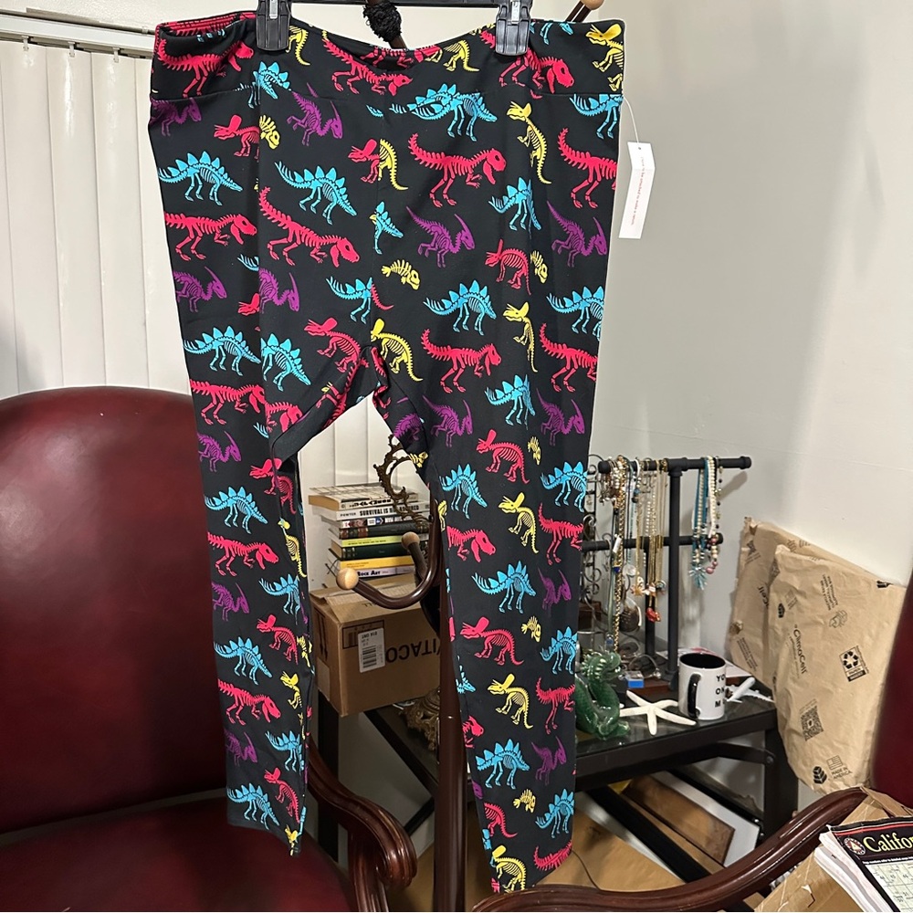 ModCloth Dinosaur Print Active Leggings 3X NWT Plus Size Stretch